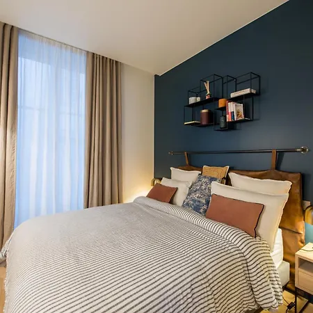 Magnifique Appartement Central 3 Chambres / 3 Bdr-3